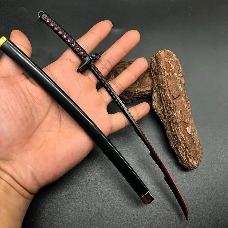 26cm Bleach Mini Sword Keychain – Kurosaki Ichigo Anime Collectible with Sheath & Metal Mask Pendant - Image 15